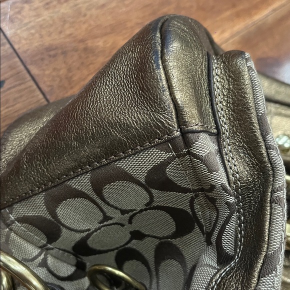 Coach Stylish Brown Patterned  Bag - Picture 12 of 13